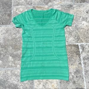 Lululemon Tech Shirt Short sleeve rare green